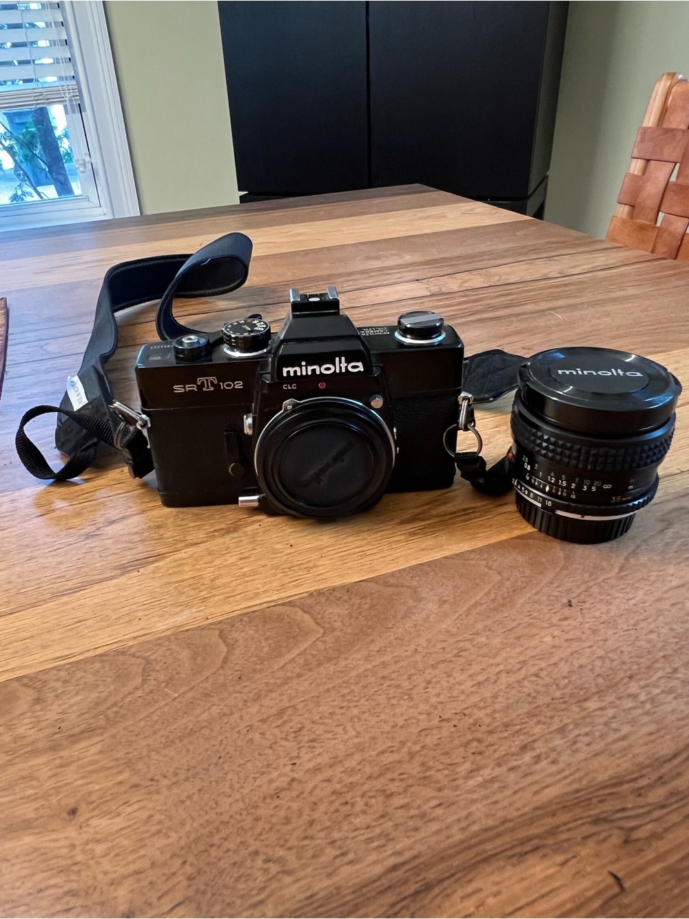 Minolta SR-T 102 35mm Film Camera - Black with 35mm lens - Picture 7 of 8